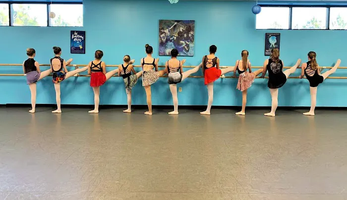 Bailey Fine Arts Centre Picture 4