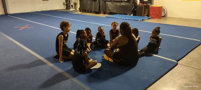 Golden Artillery Dance And Tumbling Studio Picture 4