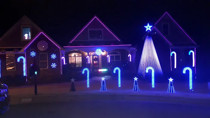 Magnificent Dancing Light Display Picture 5