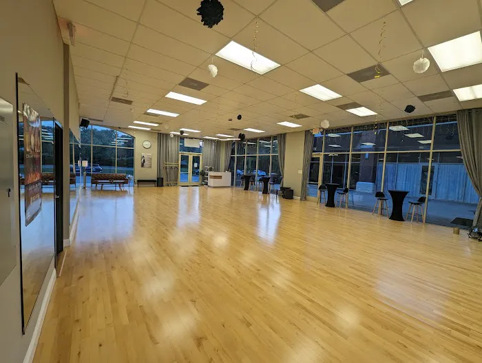 Fred Astaire Dance Studios Picture 10