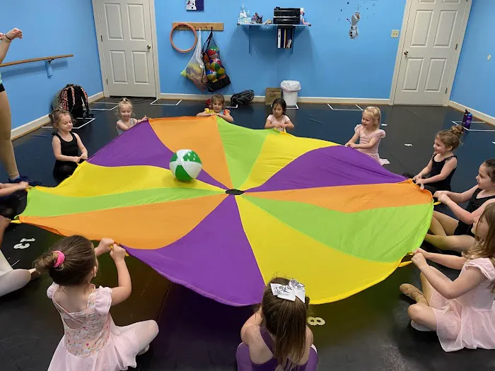 Let's Dance Studio Picture 2