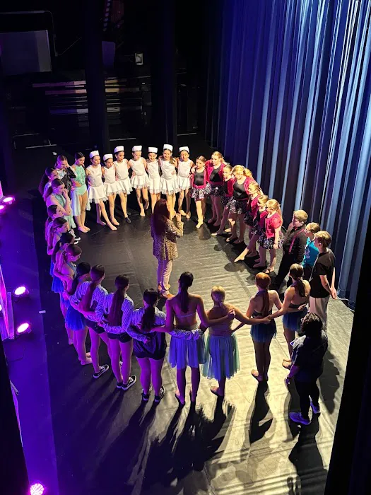 Let's Dance Studio Picture 6