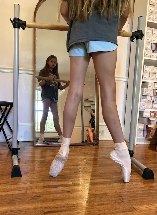 Grace & Pointe Picture 6