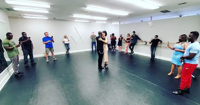 Kizomba Alegria Dance Company Picture 4