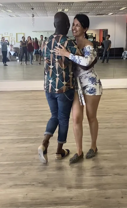 Kizomba Alegria Dance Company Picture 7