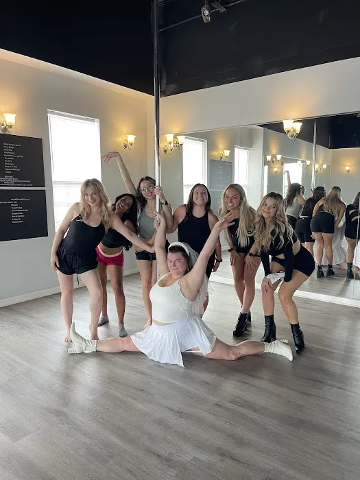 Pole Body & Arts Picture 9