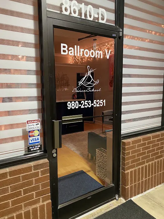 Ballroom V Picture 10