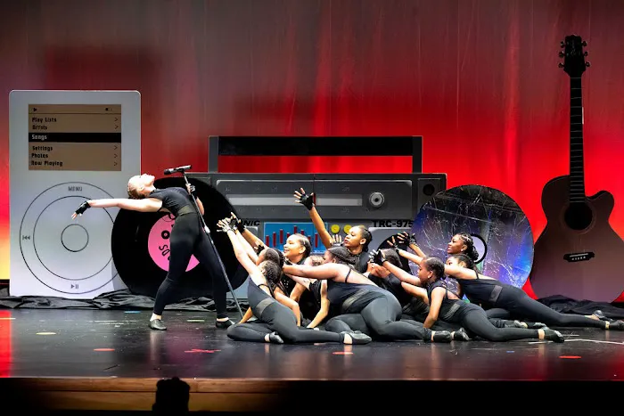 Chassé Center of Dance Picture 8