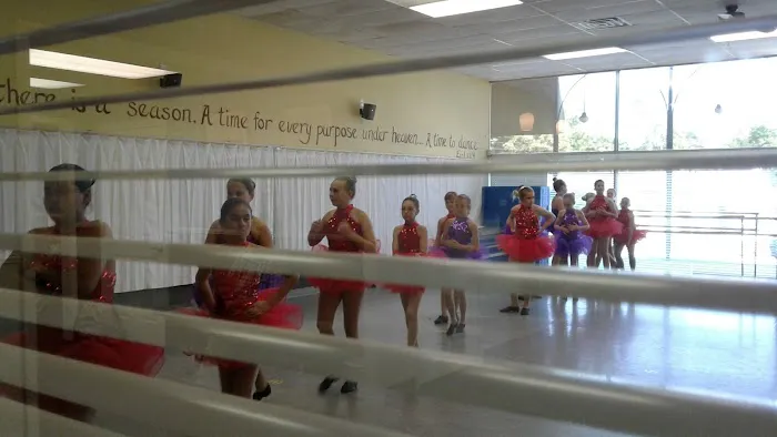 In Motion Dance Center Inc Picture 8