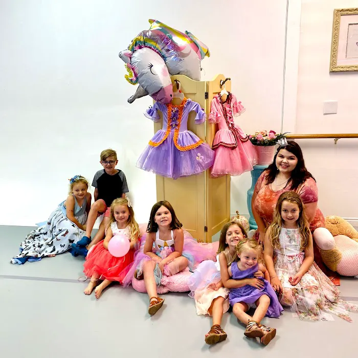 STARZ Performing Arts Academy Picture 8