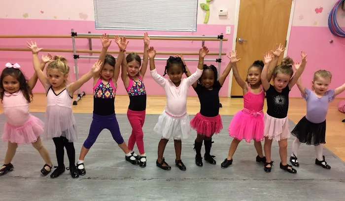 Extravadance & Tumble Dance Studio Picture 7