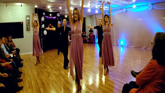 Best of Ballroom Dance studio Picture 7
