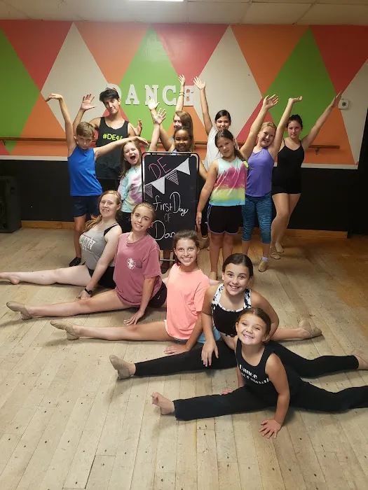 Dance Extraordinaire Picture 3