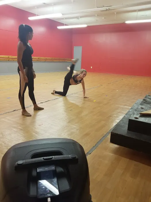 Melanie Paschal's Dance Picture 3