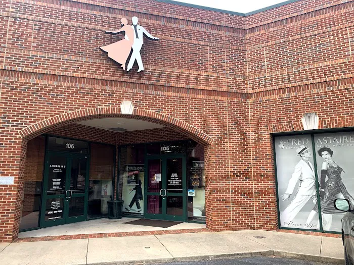 Fred Astaire Dance Studios Picture 6