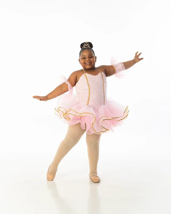 Essence-Movement Dance Std Picture 1