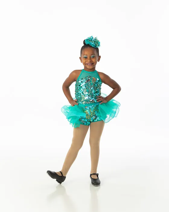 Essence-Movement Dance Std Picture 4