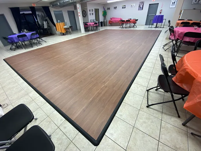 Smooth Grooves Dance Studio Picture 4