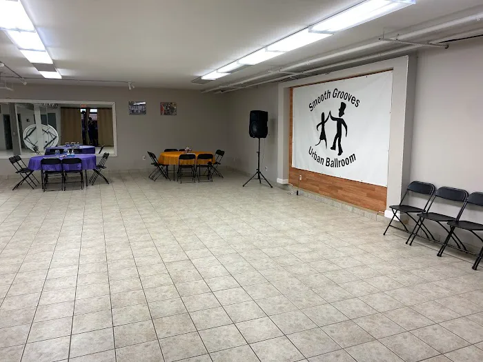 Smooth Grooves Dance Studio Picture 1