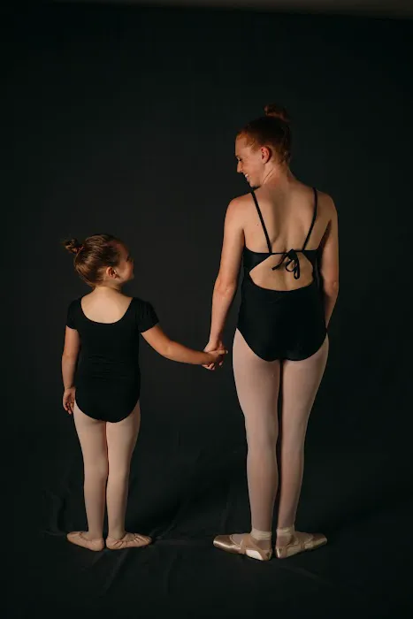 Walkerdance Ballet Theatre Picture 2