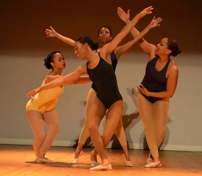 Royal Expressions School of Dance Picture 2