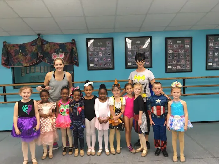 Tamalyn's Dance Centre Picture 6