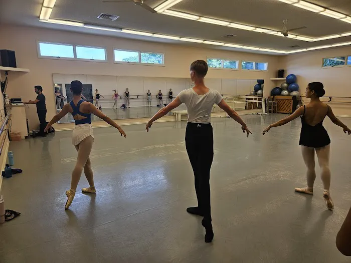 The Raleigh School of Ballet Picture 10