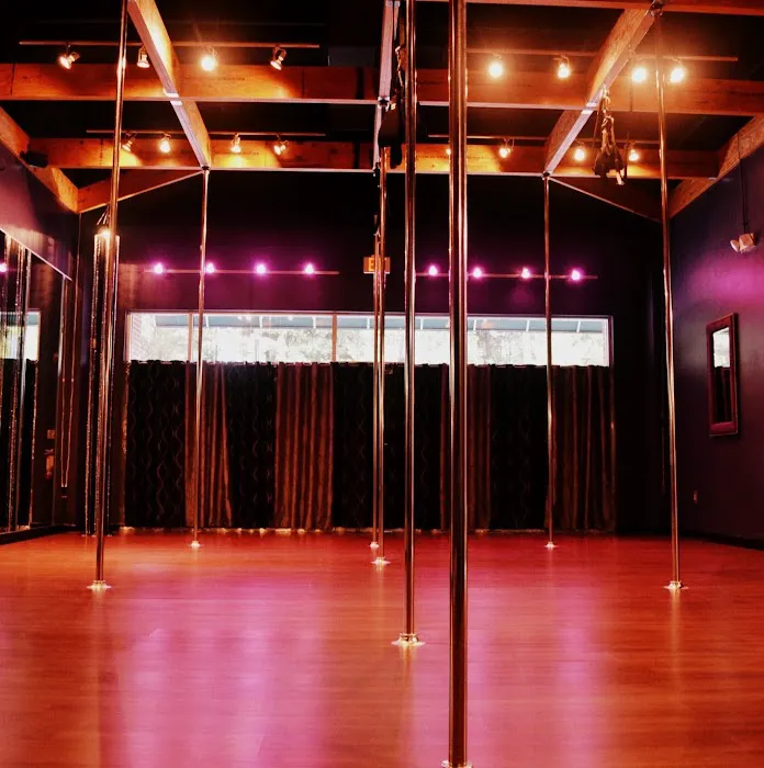 Pole Play Picture 10