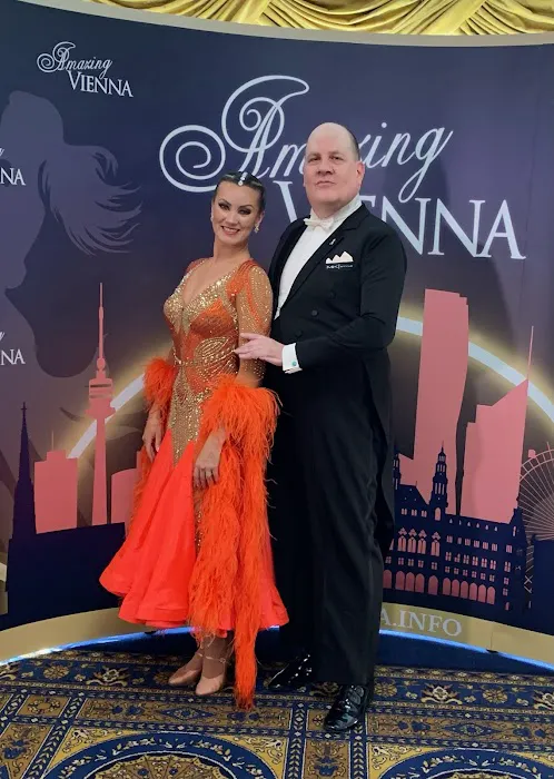 Elite Ballroom Picture 8