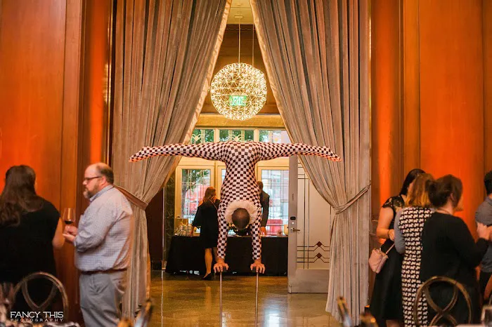 Cirque de Vol Aerial, Yoga, Fitness & Circus Community Picture 3