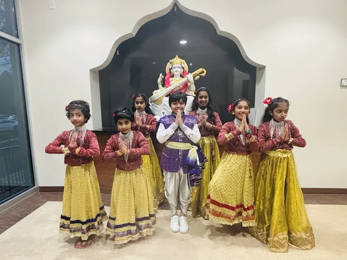 Nikita's Bollywood DANCE Academy Picture 7