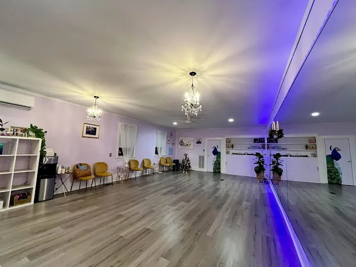 MK Creative Arts Studio Picture 9