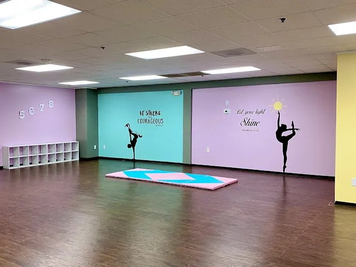 Rhythm & Shine Dance Company Picture 1