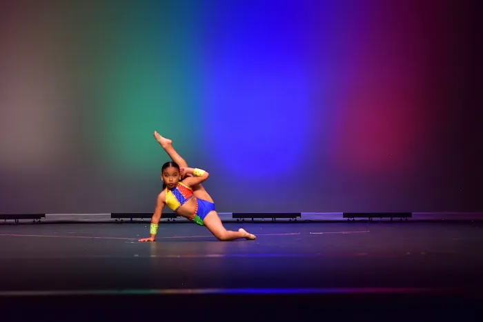Bold Moves Dance Company Picture 8
