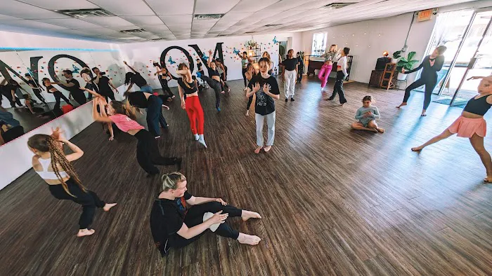 OM Grown Dance Studios Picture 2