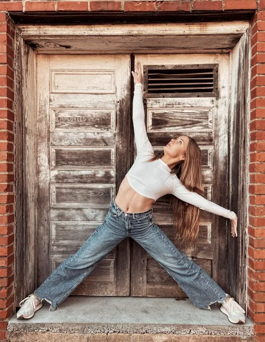 OM Grown Dance Studios Picture 5