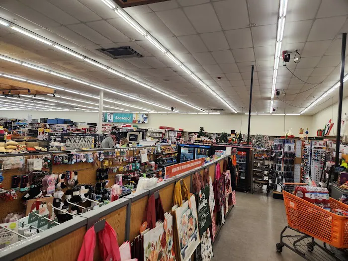 Shoe Center of North Myrtle Beach, Comfort, Dance, Fashion Footwear for Men & Women Picture 3