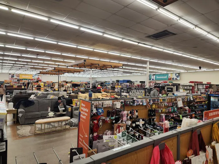 Shoe Center of North Myrtle Beach, Comfort, Dance, Fashion Footwear for Men & Women Picture 5