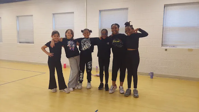 Anevay Dance Picture 6