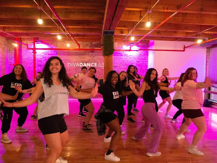 DivaDance® Port City Picture 1