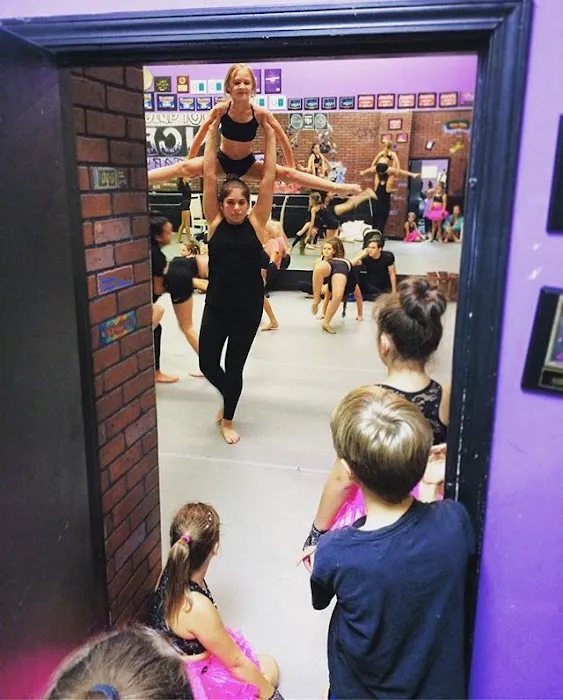 Studio 1 Dance Conservatory Picture 4