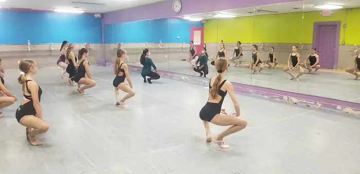 Tippy Toes Dance Studio Picture 3