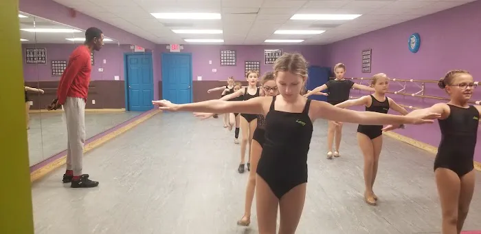 Tippy Toes Dance Studio Picture 6