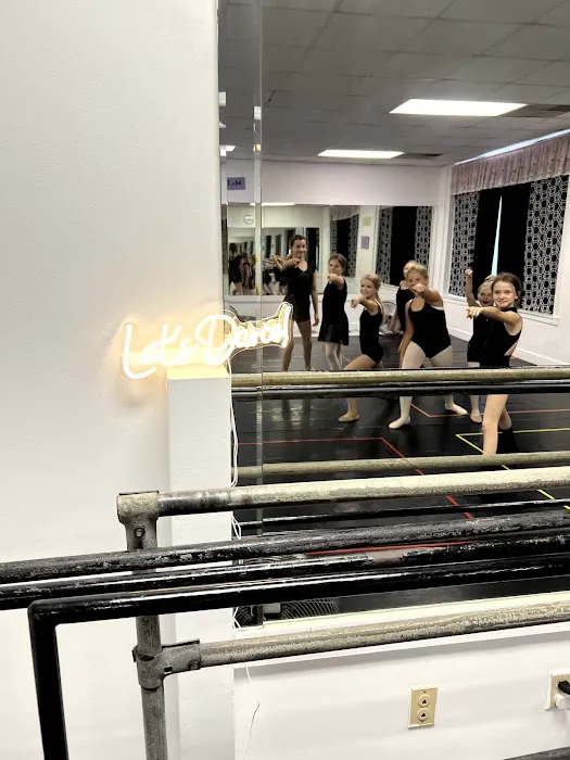Dance Works Picture 10