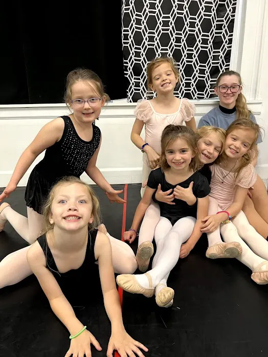Dance Works Picture 3