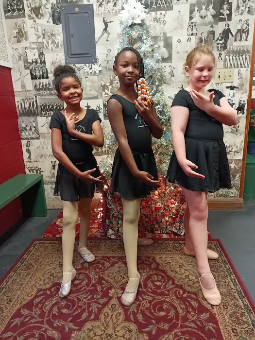 Margaret Fletcher Dance Studio Picture 5