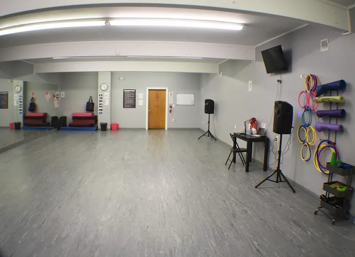 Dance It Out Picture 8