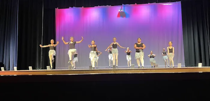 Swansboro Dance Studio Picture 1