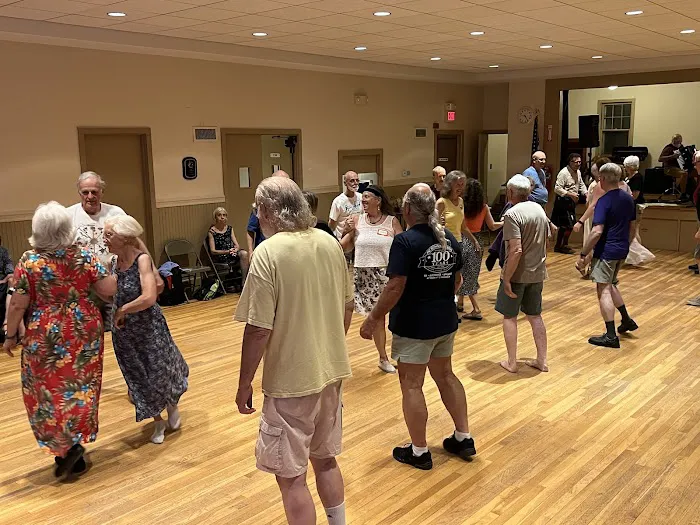 New Haven Country Dancers Picture 1