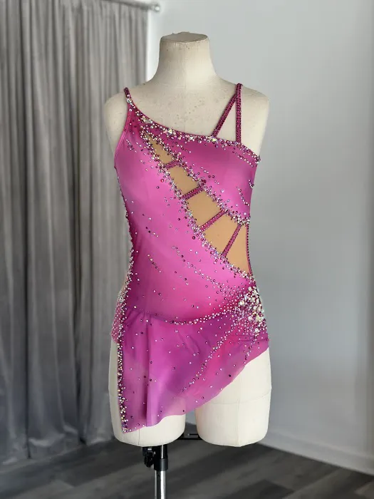 Dance Costumes Studio Picture 8